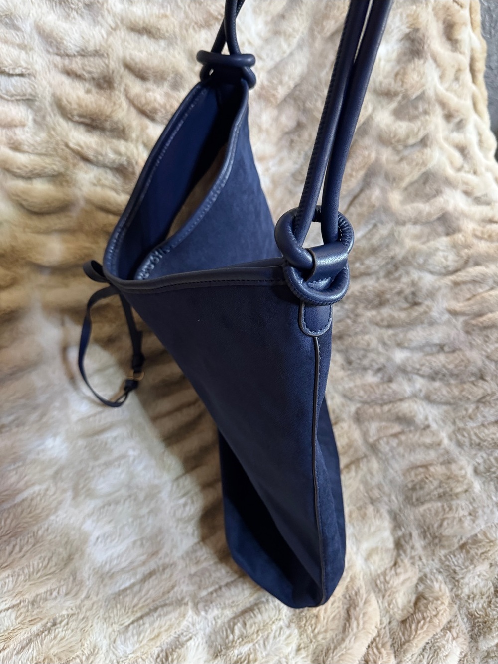 Anthropologie Mali Lili Faux Suede Navy Shoulder Bag - Picture 3 of 4